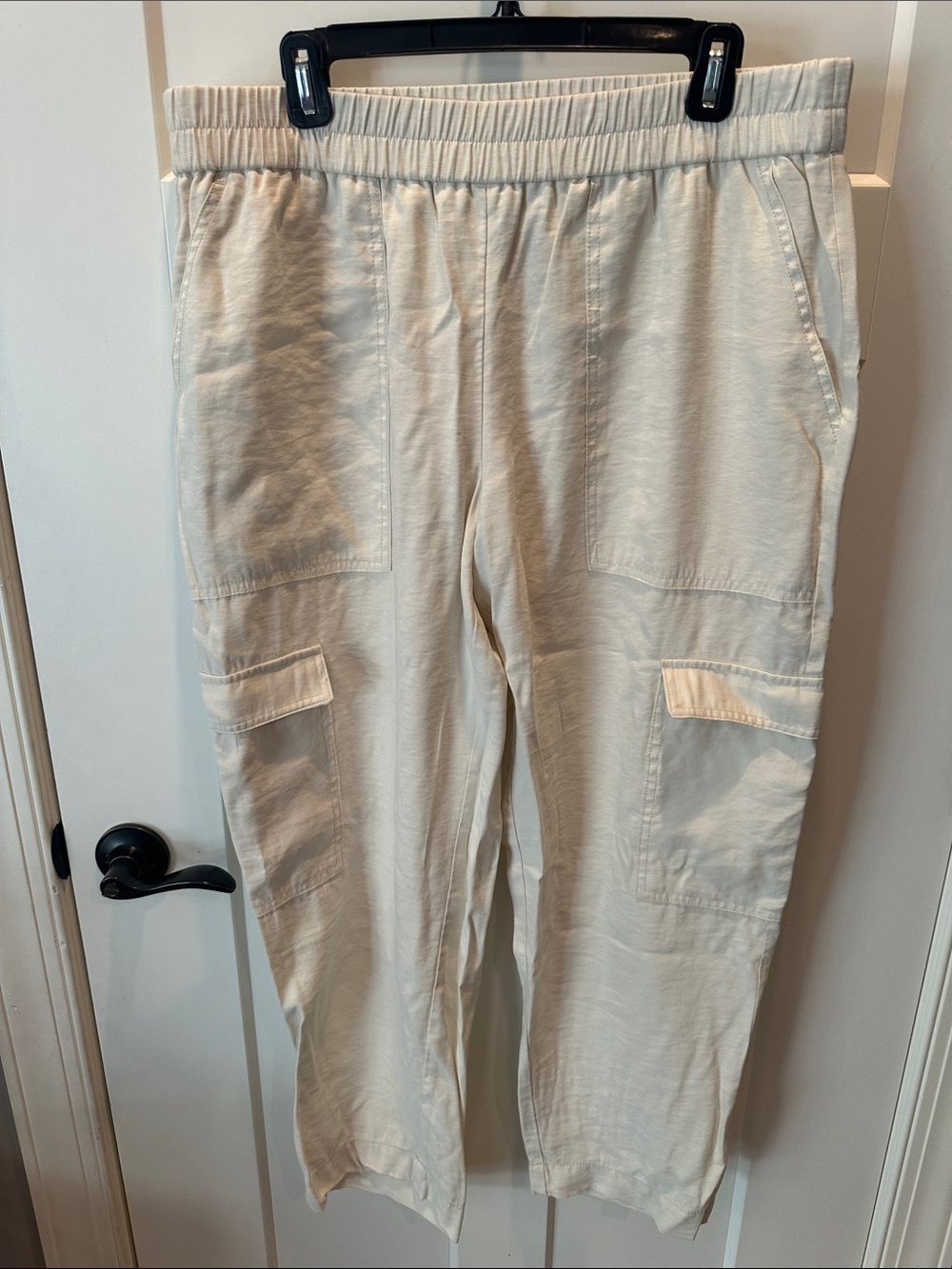 Women’s Cream Cargo Drawstring Pants